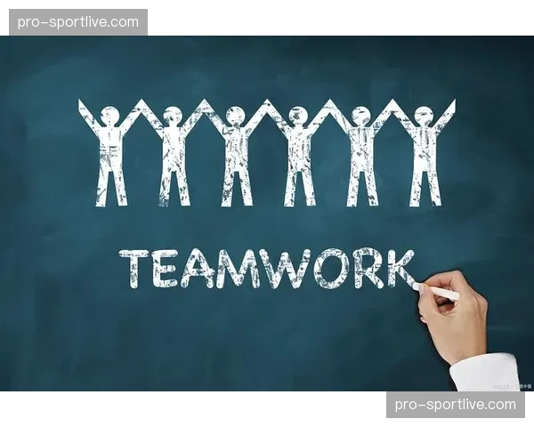 “我们证明了团队的力量”：复盘布雷斯特逼平摩纳哥的防守战术执行