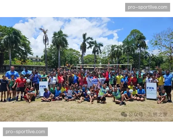 世界橄榄球协会启动“Try for Change”计划，在斐济新建20所青少年培训中心